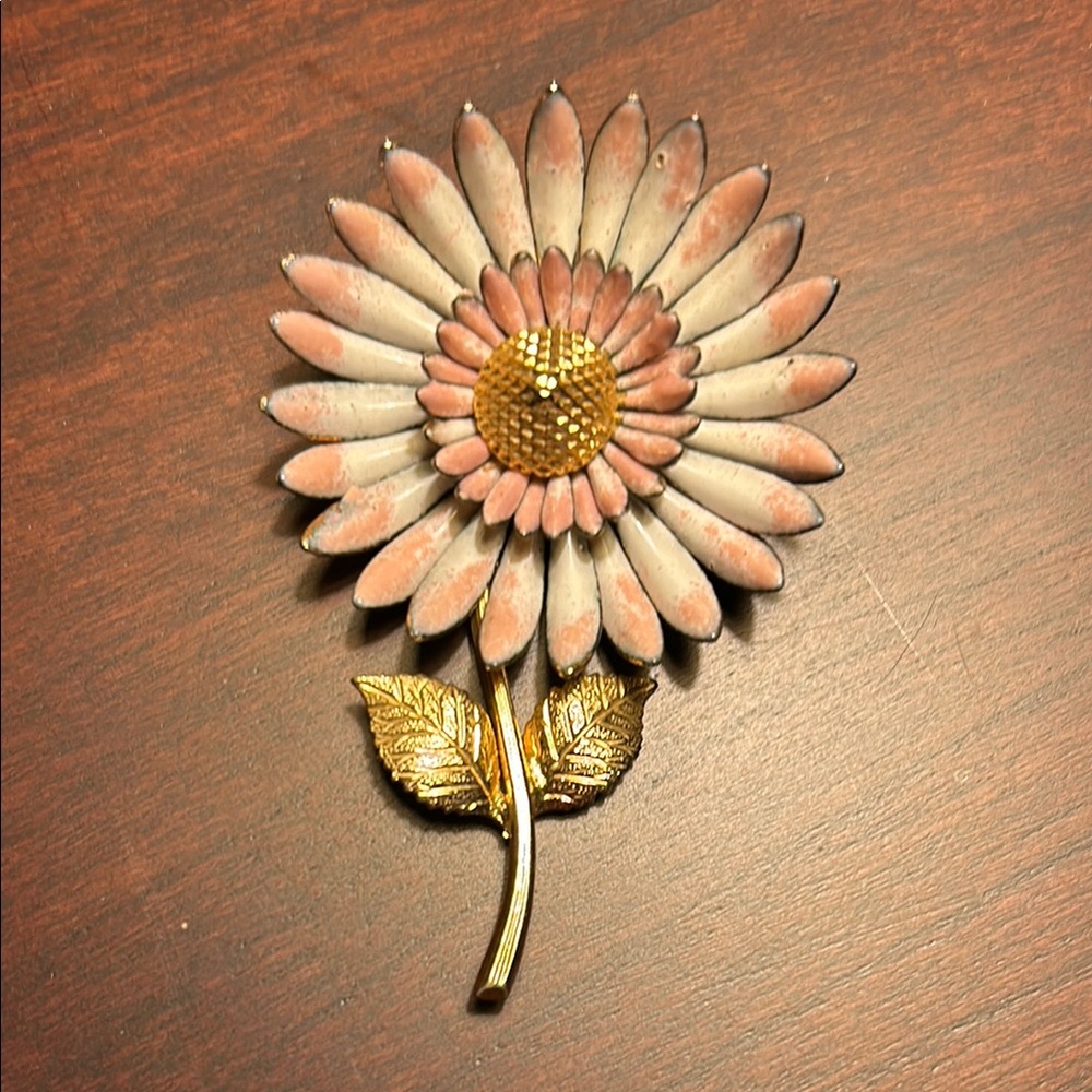 Vintage Pink and White Enamel Flower Brooch with Gold Accents